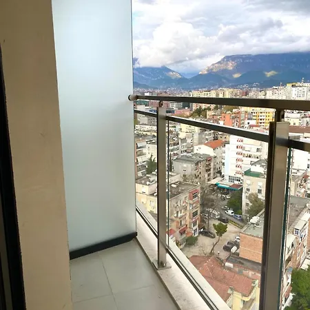 Golden Tower - Skyline View 12th Floor شقة